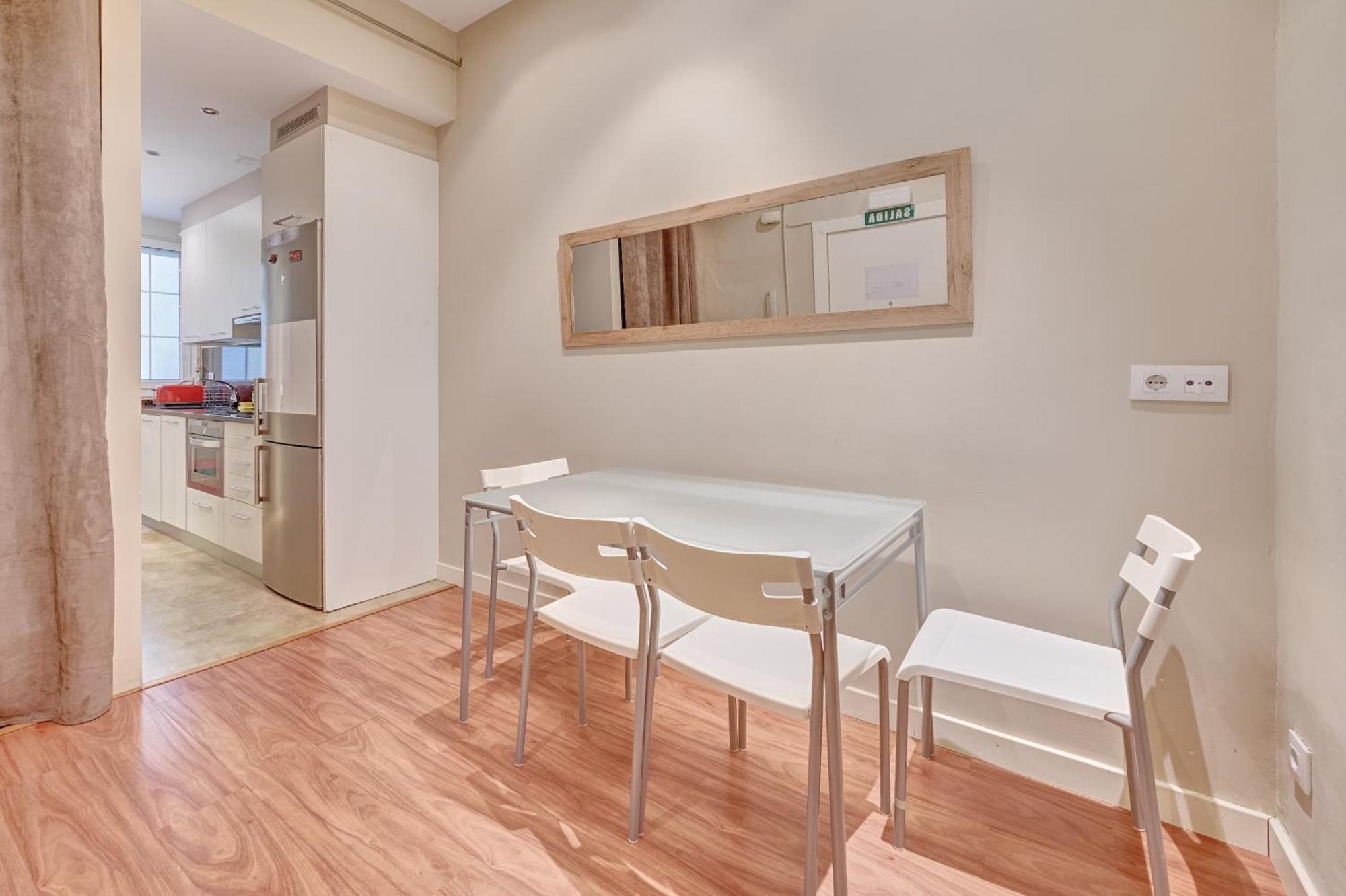 Curia 6 By Clabao Apartment Pamplona Ngoại thất bức ảnh